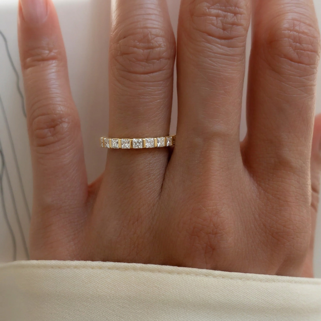 FD300.hand.2.jpg