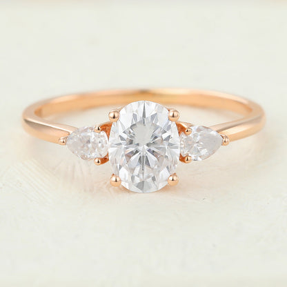 1.33 CT Oval Three Stone Moissanite Engagement Ring