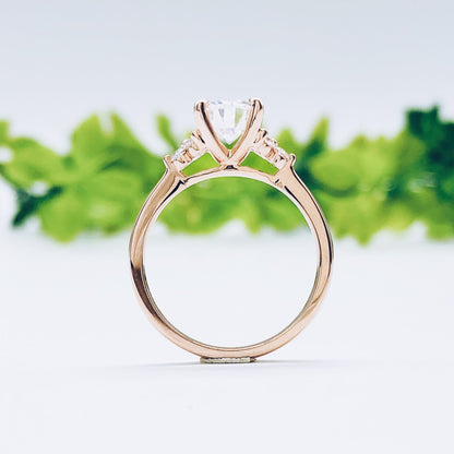 2.65 CT Round Cluster Moissanite Engagement Ring