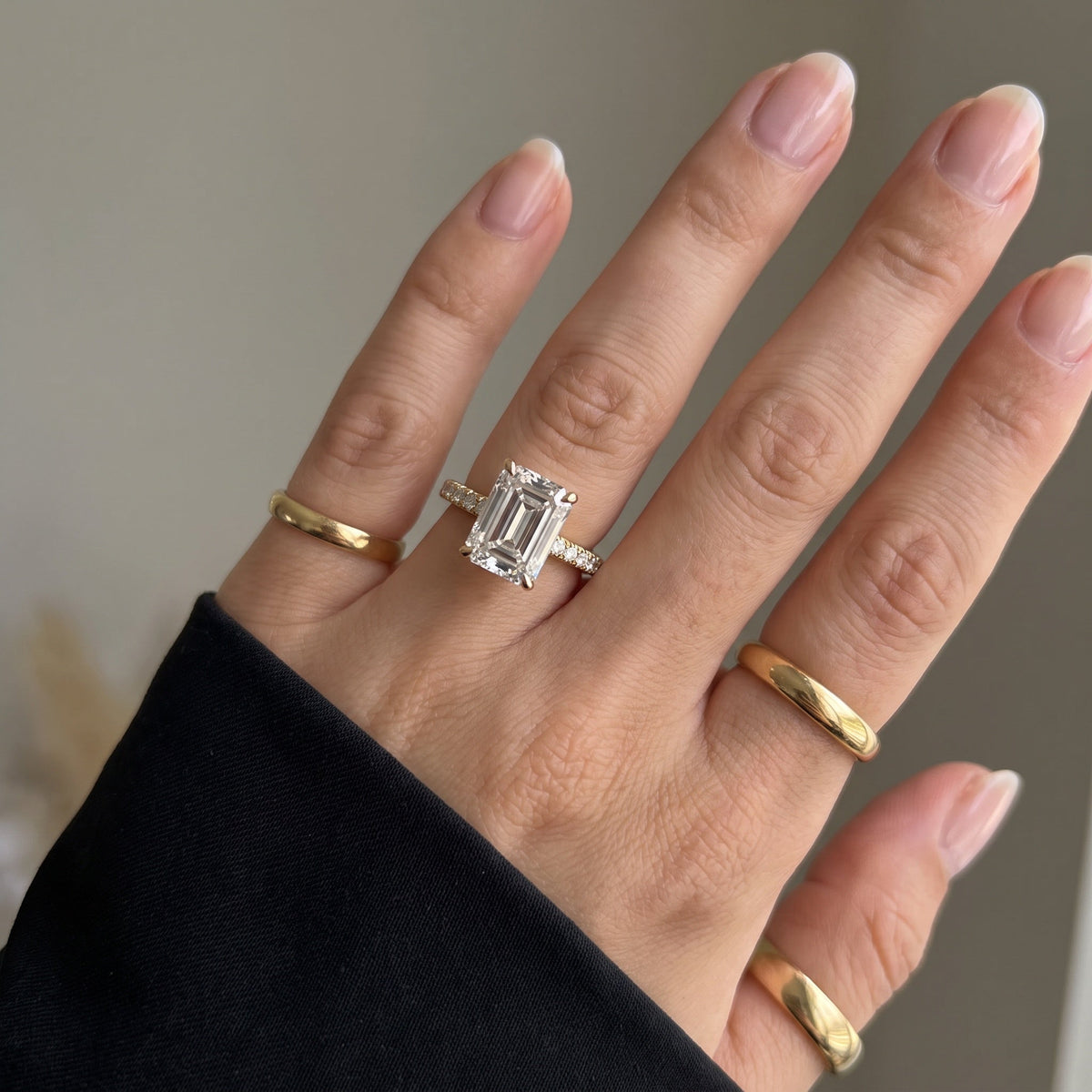 FD024.hand.2.jpg