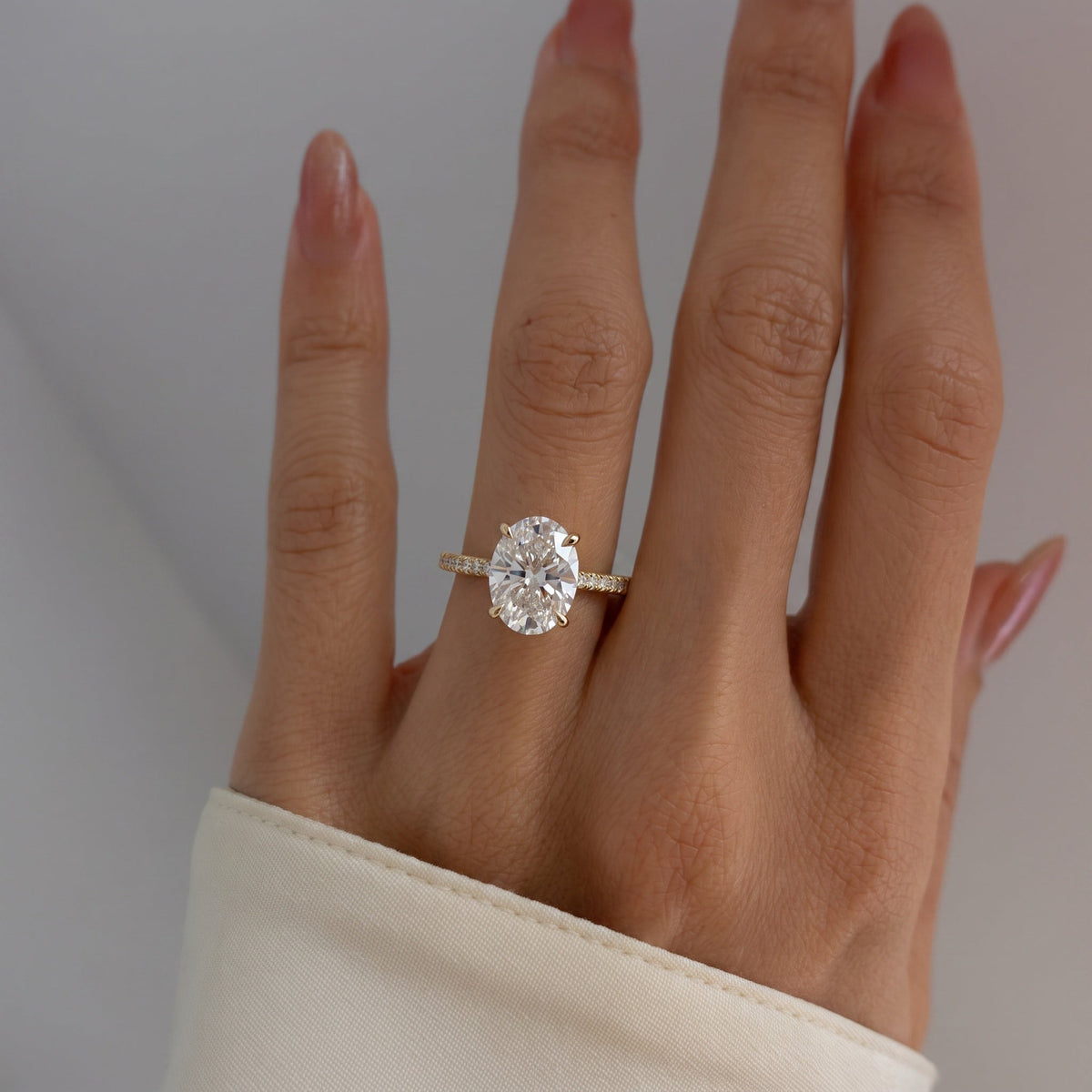 FD030.hand.1.jpg