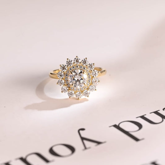 Stunning 0.5 - 1.5 CT Round Moissanite Engagement Ring with Double Halo Design 1
