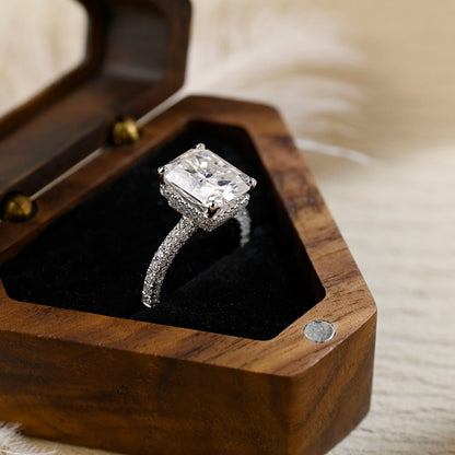 GLJ07